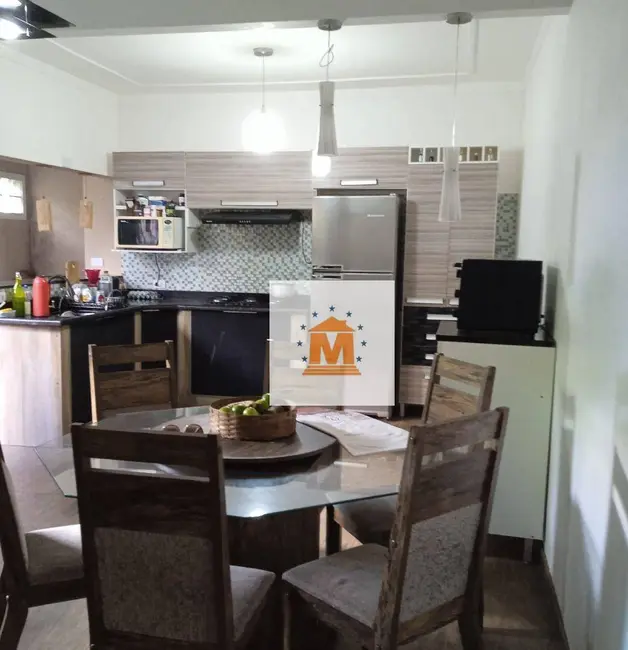 Foto 1 de Casa com 2 quartos à venda, 126m2 em Jardim Santa Marina, Jacarei - SP