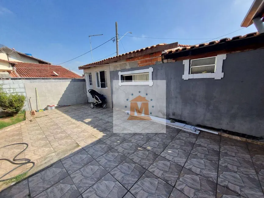 Foto 2 de Casa com 2 quartos à venda, 250m2 em Jardim do Vale, Jacarei - SP