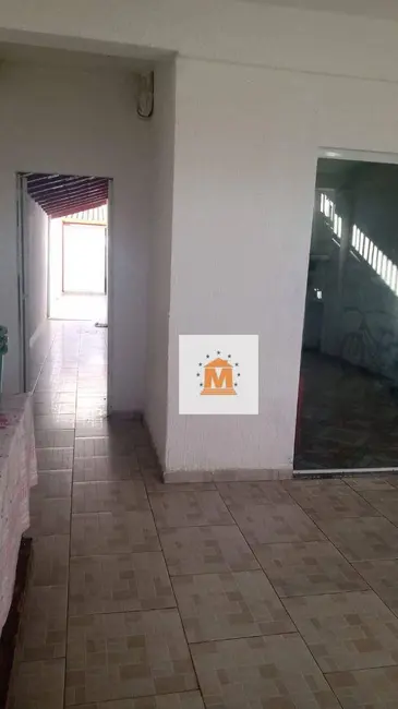 Foto 3 de Sobrado com 3 quartos à venda, 130m2 em Jardim Paraíba, Jacarei - SP