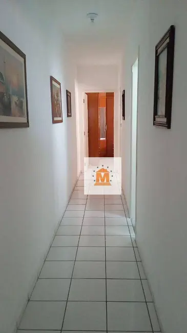 Foto 9 de Casa com 2 quartos à venda, 150m2 em Vila Formosa, Jacarei - SP