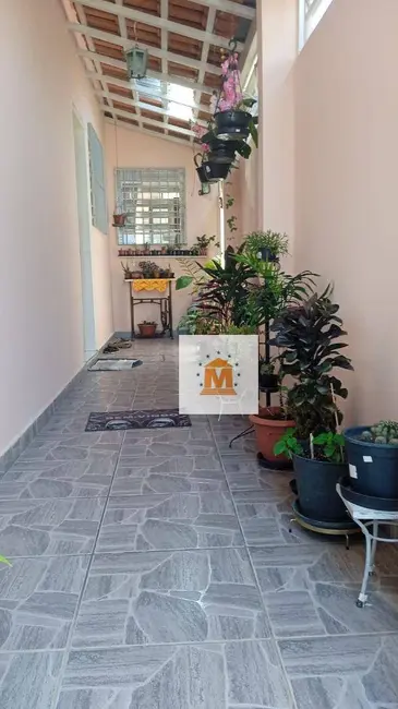 Foto 3 de Casa com 2 quartos à venda, 150m2 em Vila Formosa, Jacarei - SP