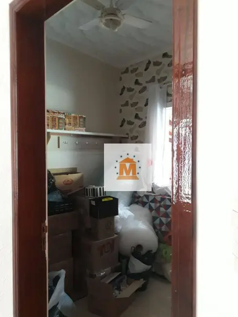 Foto 9 de Casa com 3 quartos à venda, 250m2 em Jardim Terras de São João, Jacarei - SP