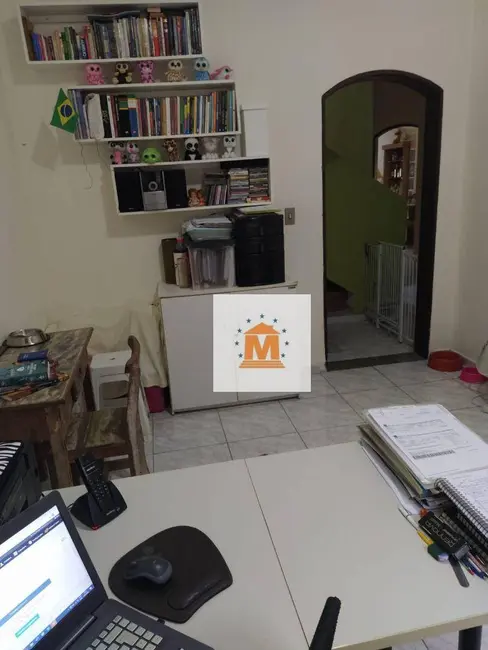 Foto 9 de Sobrado com 4 quartos à venda, 250m2 em Jardim Terras de São João, Jacarei - SP