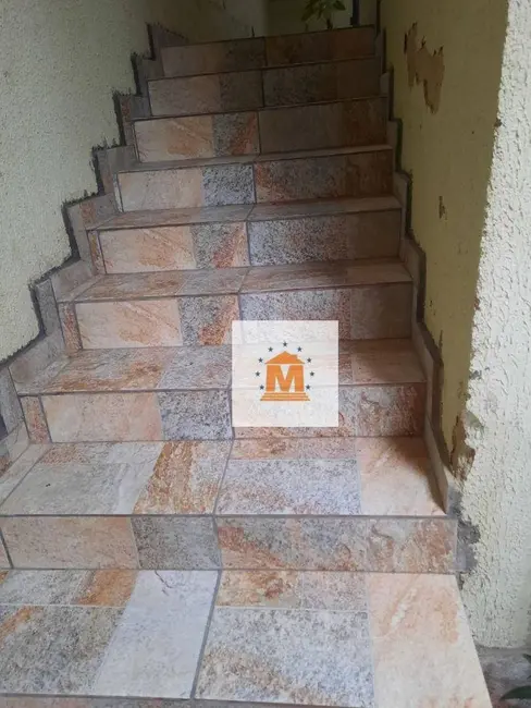 Foto 9 de Casa com 2 quartos à venda, 150m2 em Vila Zezé, Jacarei - SP