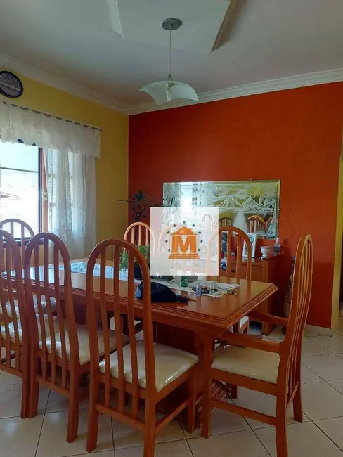 Foto 8 de Sobrado com 4 quartos à venda, 250m2 em Jardim Terras de São João, Jacarei - SP