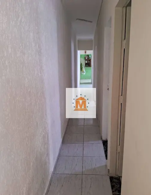 Foto 3 de Casa com 2 quartos à venda, 150m2 em Jardim Pitoresco, Jacarei - SP