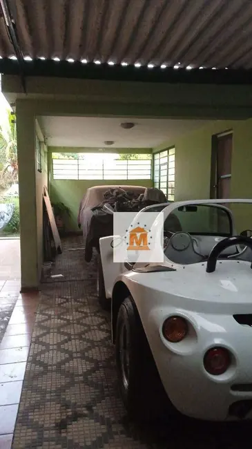 Casa com 4 quartos à venda, 1487m2 em Jardim Esperança, Jacarei - SP - imagem 4 Foto 4 de Casa com 4 quartos à venda, 1487m2 em Jardim Esperança, Jacarei - SP