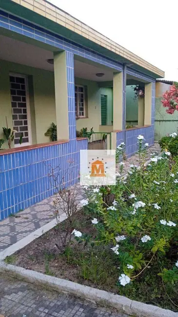 Casa com 4 quartos à venda, 1487m2 em Jardim Esperança, Jacarei - SP - imagem 2 Foto 2 de Casa com 4 quartos à venda, 1487m2 em Jardim Esperança, Jacarei - SP