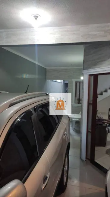 Foto 2 de Sobrado com 4 quartos à venda, 140m2 em Residencial Santa Paula, Jacarei - SP
