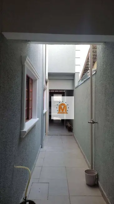 Foto 4 de Sobrado com 4 quartos à venda, 140m2 em Residencial Santa Paula, Jacarei - SP