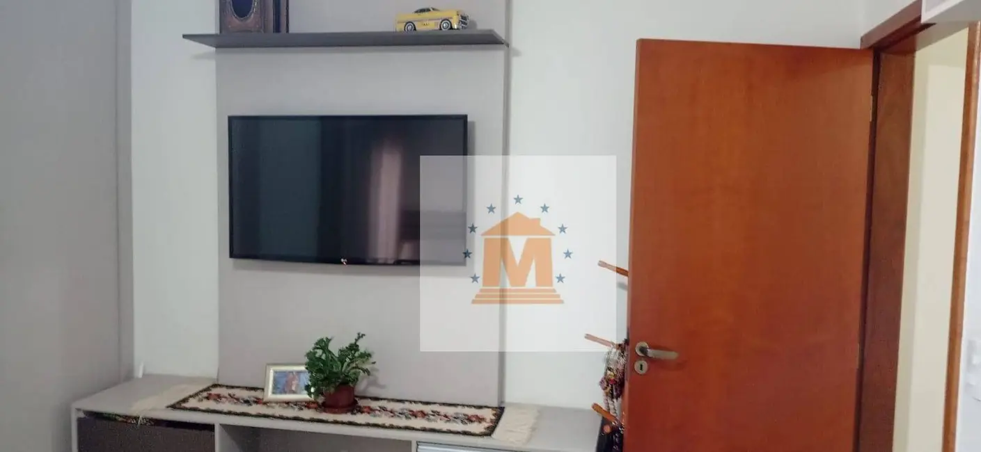 Foto 9 de Casa com 3 quartos à venda, 273m2 em Jardim Pereira do Amparo, Jacarei - SP