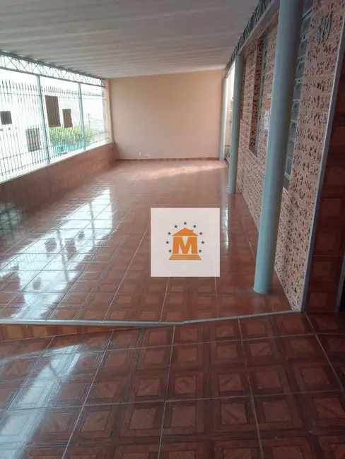 Foto 6 de Casa com 4 quartos à venda, 200m2 em Centro, Jacarei - SP