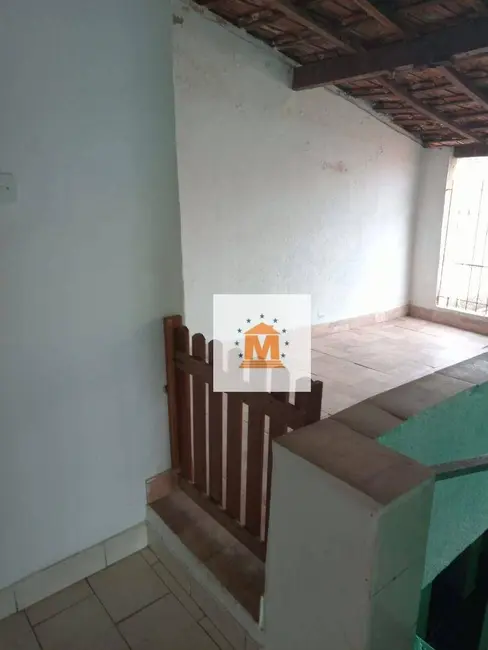 Foto 8 de Casa com 4 quartos à venda, 200m2 em Centro, Jacarei - SP