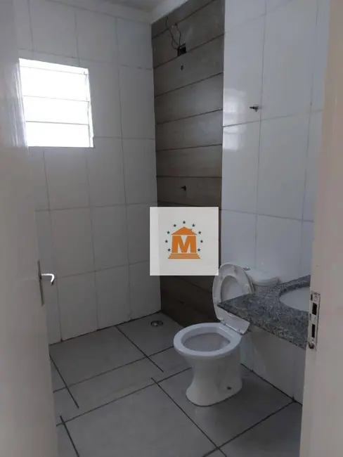 Foto 6 de Casa com 2 quartos à venda, 137m2 em Jardim Califórnia, Jacarei - SP