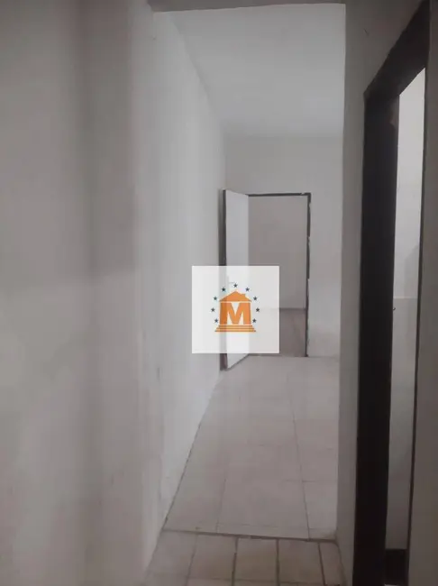 Casa com 1 quarto à venda, 137m2 em Parque Imperial, Jacarei - SP - imagem 7 Foto 7 de Casa com 1 quarto à venda, 137m2 em Parque Imperial, Jacarei - SP