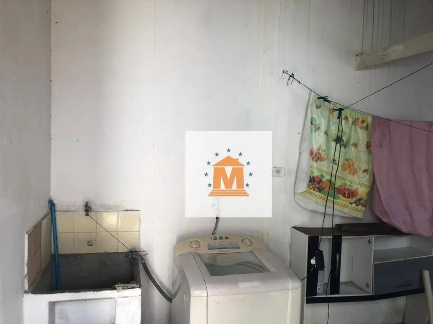 Foto 8 de Casa com 2 quartos à venda, 150m2 em Jardim Flórida, Jacarei - SP