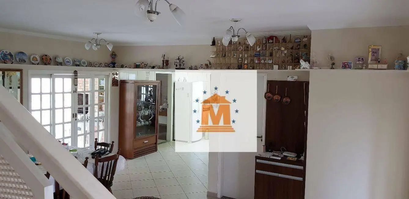 Foto 6 de Sobrado com 3 quartos à venda, 1512m2 em Jacarei - SP