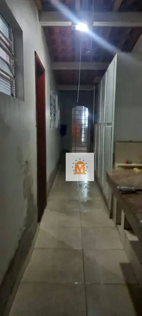 Foto 8 de Casa com 4 quartos à venda, 175m2 em Jardim Califórnia, Jacarei - SP