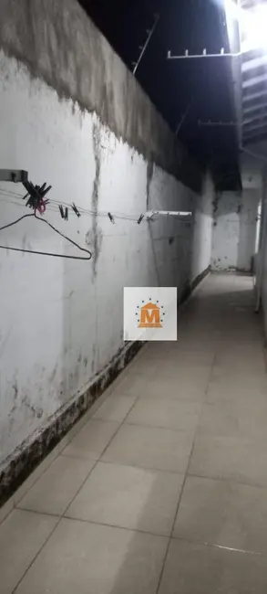 Foto 9 de Casa com 4 quartos à venda, 175m2 em Jardim Califórnia, Jacarei - SP