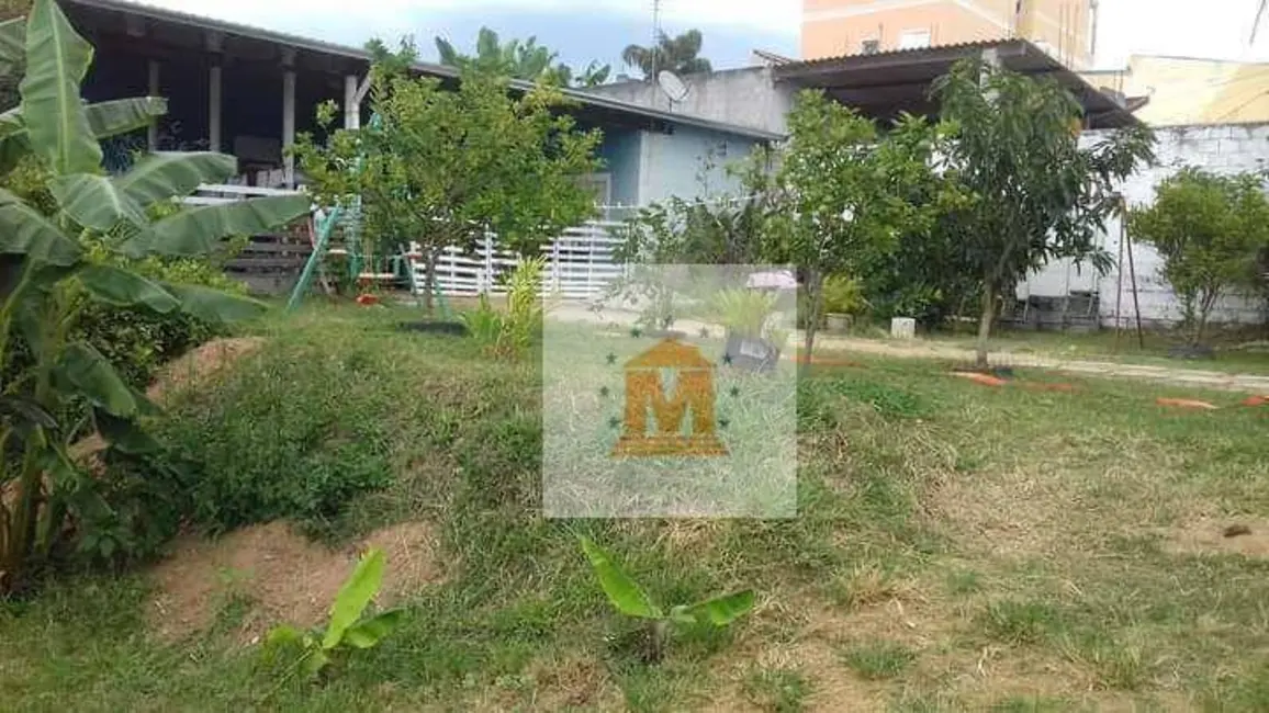 Foto 6 de Casa com 3 quartos à venda, 523m2 em Rio Comprido, Jacarei - SP