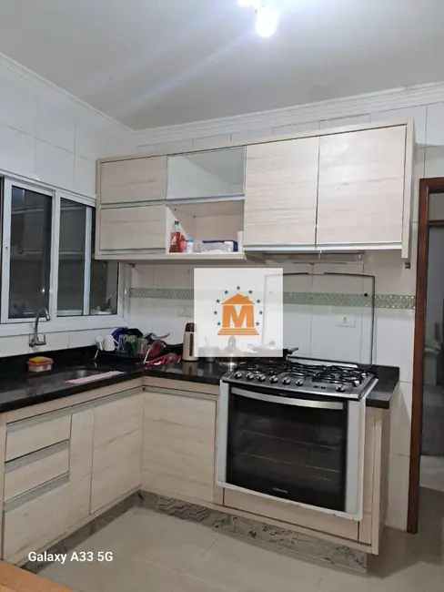 Foto 2 de Casa com 2 quartos à venda, 150m2 em Cidade Salvador, Jacarei - SP