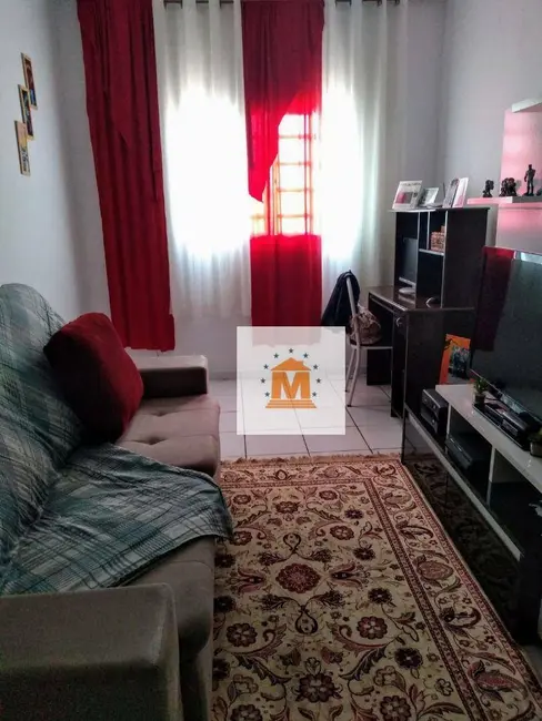 Foto 1 de Sobrado com 6 quartos à venda, 170m2 em Residencial Santa Paula, Jacarei - SP