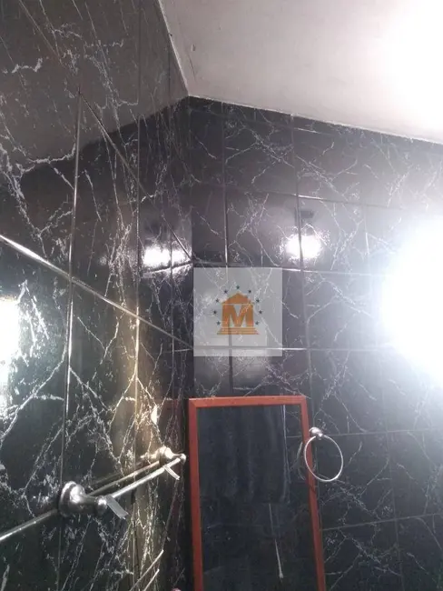 Foto 3 de Sobrado com 4 quartos à venda, 170m2 em Residencial Santa Paula, Jacarei - SP