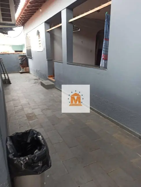 Foto 3 de Casa com 3 quartos à venda, 295m2 em Cidade Jardim, Jacarei - SP