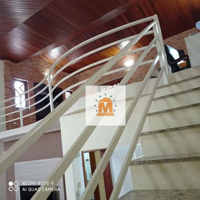 Foto 8 de Sobrado com 3 quartos à venda, 250m2 em Jardim Terras de São João, Jacarei - SP