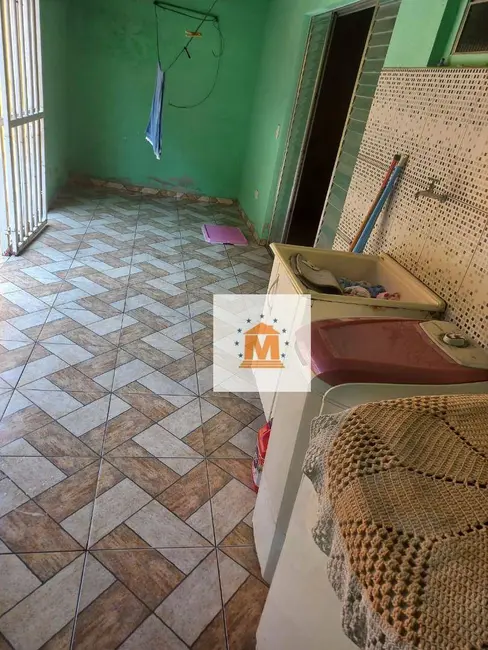 Foto 3 de Sobrado com 3 quartos à venda, 140m2 em Parque dos Príncipes, Jacarei - SP