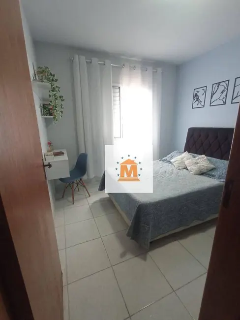 Casa com 2 quartos à venda em Jacarei - SP - imagem 5 Foto 5 de Casa com 2 quartos à venda em Jacarei - SP