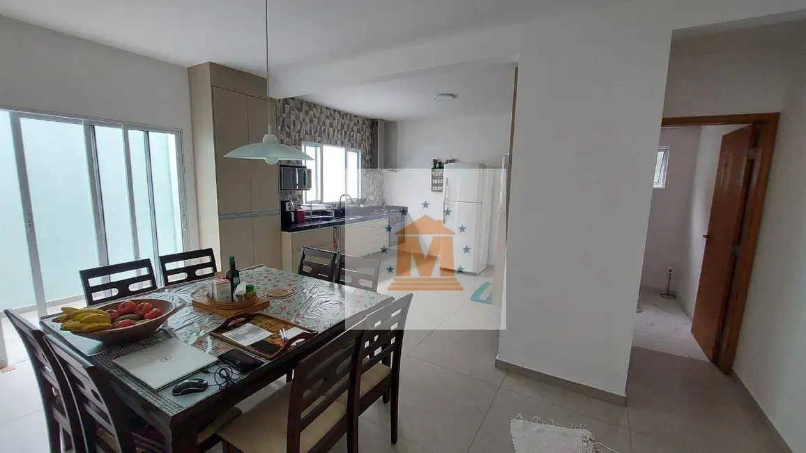 Foto 1 de Sobrado com 3 quartos à venda, 140m2 em Jacarei - SP