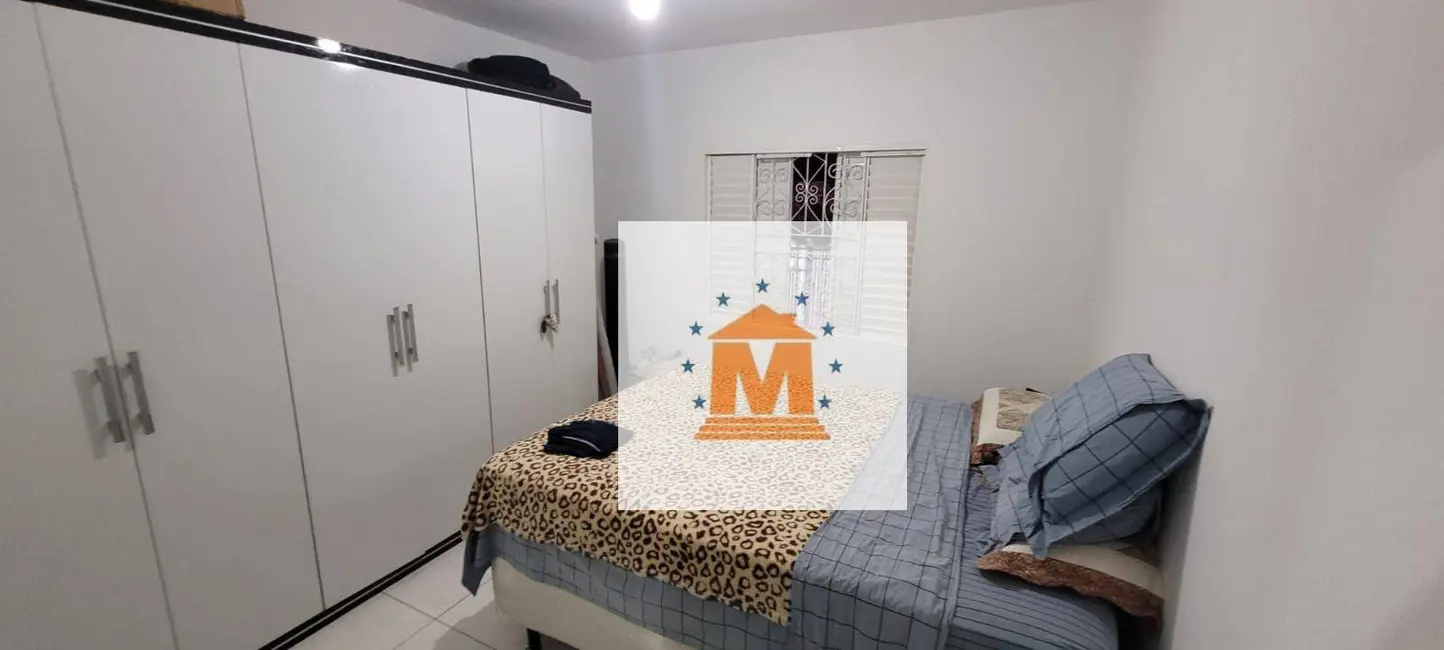 Foto 2 de Casa com 2 quartos à venda, 136m2 em Jardim Primavera, Jacarei - SP