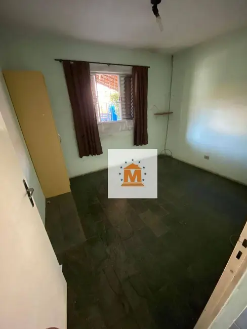 Foto 3 de Casa de Condomínio com 2 quartos à venda, 100m2 em Parque Califórnia, Jacarei - SP