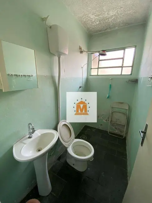 Foto 4 de Casa de Condomínio com 2 quartos à venda, 100m2 em Parque Califórnia, Jacarei - SP