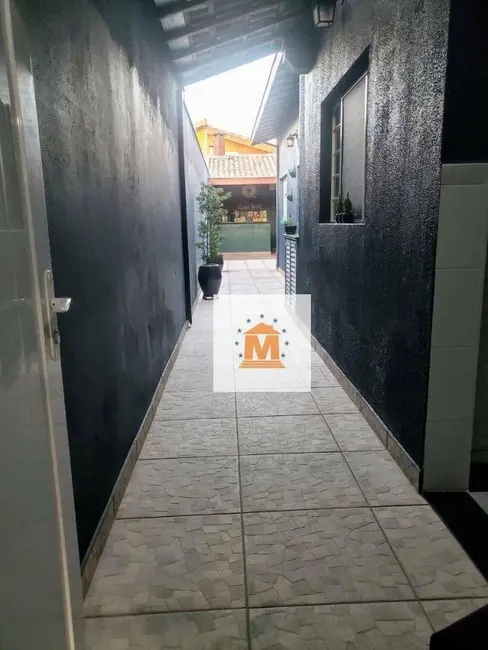 Foto 3 de Casa com 2 quartos à venda, 175m2 em Residencial Parque dos Sinos, Jacarei - SP