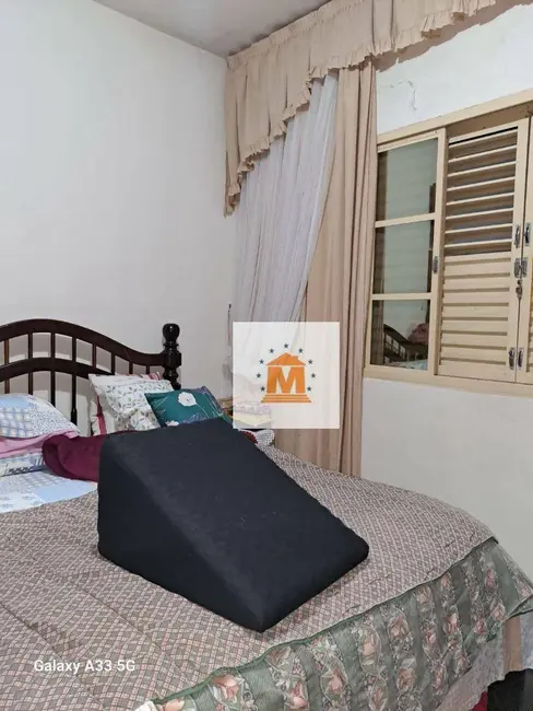 Foto 5 de Casa com 2 quartos à venda em Jardim Primavera, Jacarei - SP