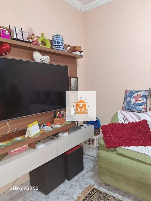 Foto 1 de Casa com 2 quartos à venda em Jardim Primavera, Jacarei - SP