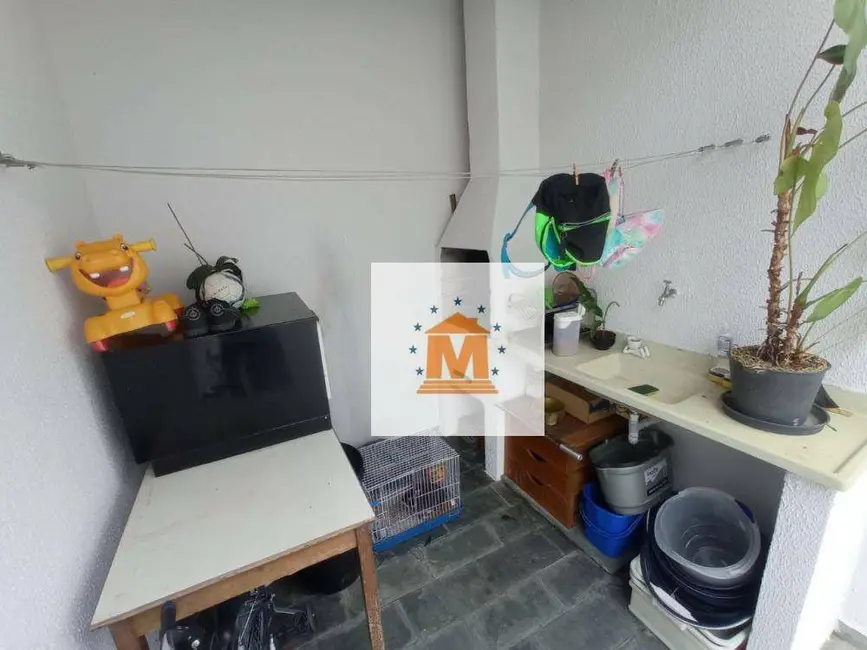 Foto 9 de Casa com 3 quartos à venda, 250m2 em Centro, Jacarei - SP