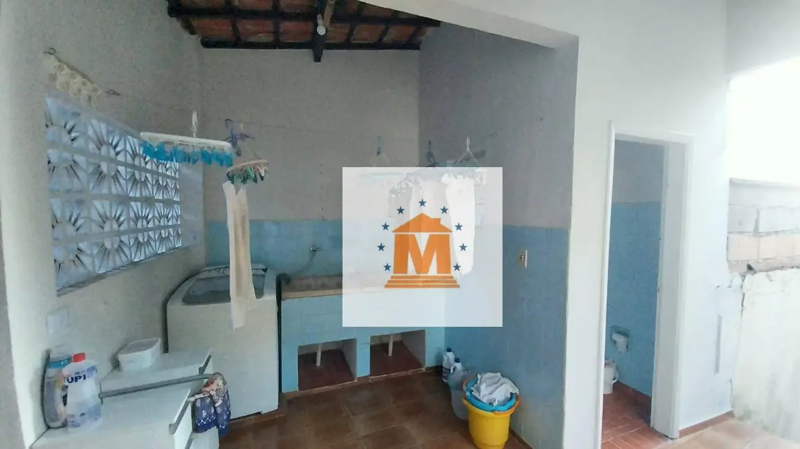 Foto 6 de Casa com 2 quartos à venda, 263m2 em Centro, Jacarei - SP