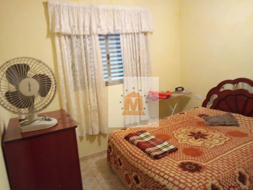 Foto 2 de Chácara com 5 quartos à venda, 1000m2 em Santa Branca - SP