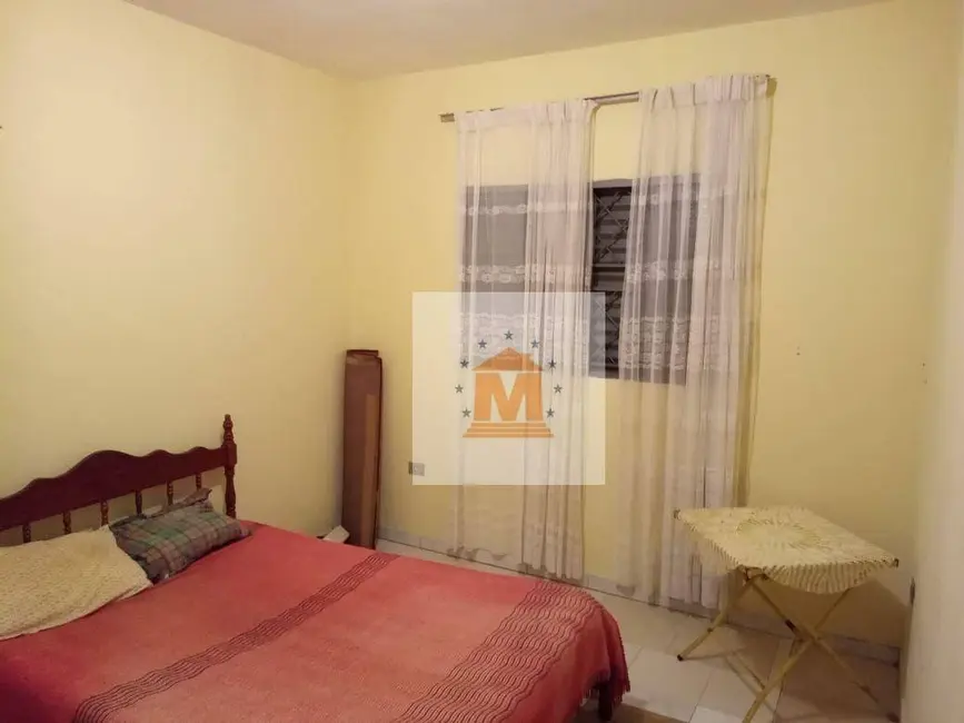 Foto 4 de Chácara com 5 quartos à venda, 1000m2 em Santa Branca - SP