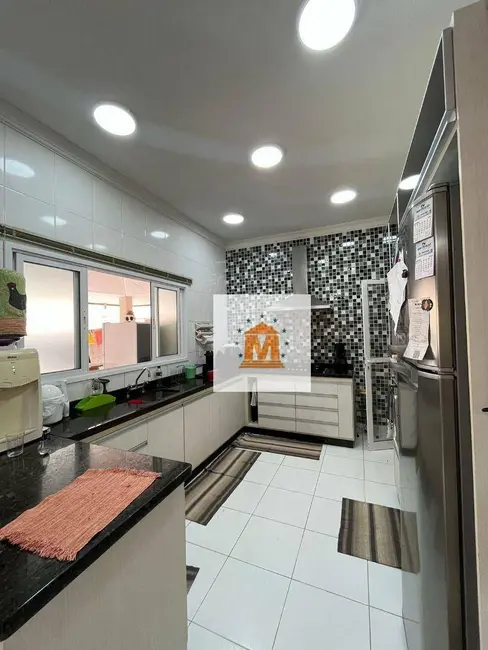Foto 2 de Casa de Condomínio com 3 quartos à venda, 430m2 em Loteamento Villa Branca, Jacarei - SP