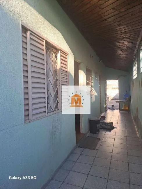 Foto 4 de Casa com 2 quartos à venda, 150m2 em Jacarei - SP