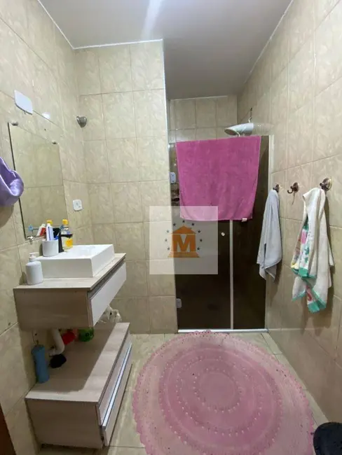 Foto 9 de Casa com 4 quartos à venda, 250m2 em Centro, Jacarei - SP