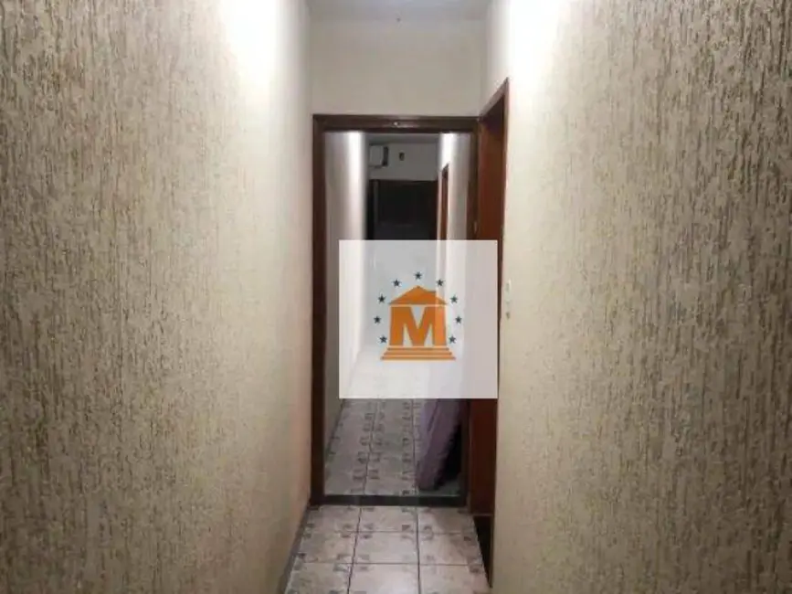 Foto 5 de Casa com 4 quartos à venda, 250m2 em Centro, Jacarei - SP