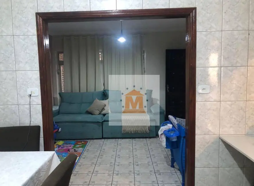 Foto 3 de Casa com 4 quartos à venda, 250m2 em Centro, Jacarei - SP