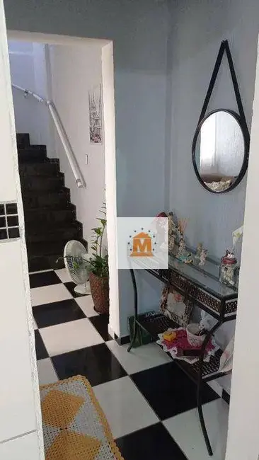 Casa com 3 quartos à venda, 125m2 em Jardim do Vale, Jacarei - SP - imagem 9 Foto 9 de Casa com 3 quartos à venda, 125m2 em Jardim do Vale, Jacarei - SP