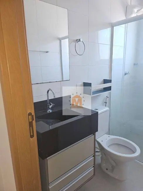 Foto 3 de Sobrado com 2 quartos à venda, 69m2 em Loteamento Vila Romana, Jacarei - SP