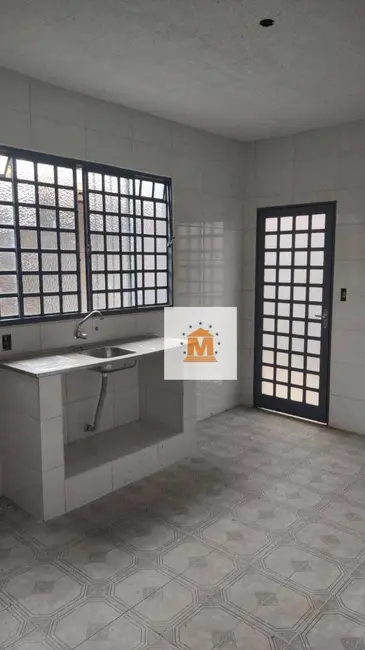 Foto 1 de Casa com 2 quartos à venda, 250m2 em Jardim Paraíso, Jacarei - SP